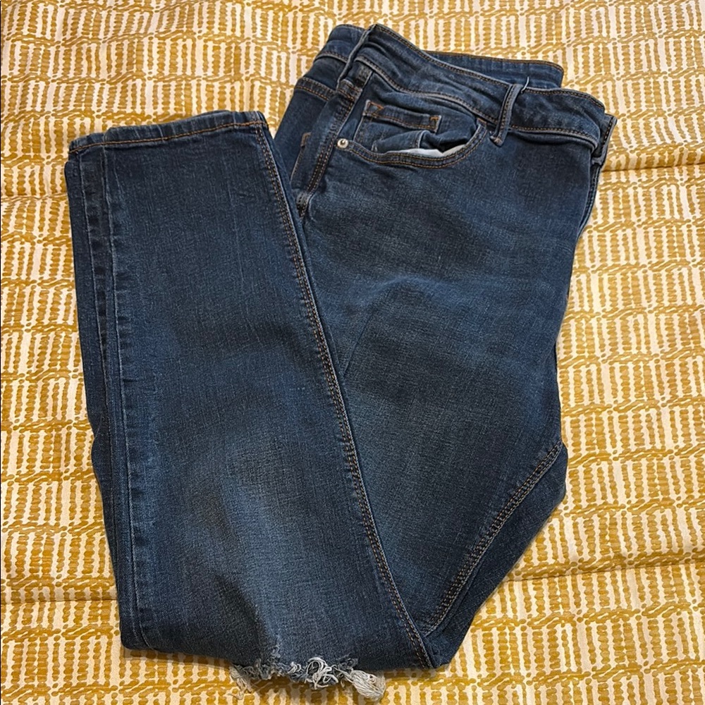 Old Navy Rockstar Super Skinny Jeans.